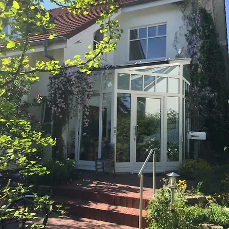 Zwischen Teutoburger Wald Und Universitaet Bielefeld Exterior photo